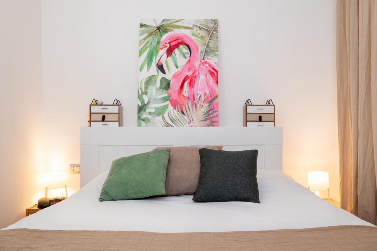 Navigli Apartment- Hosted By Sweetstay Milano Ngoại thất bức ảnh