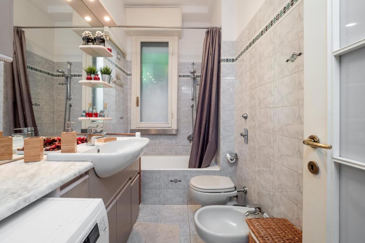 Navigli Apartment- Hosted By Sweetstay Milano Ngoại thất bức ảnh